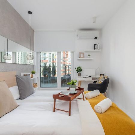 City Centre & Modern Quiet Apartment With Parking By Renters Prestige Krakow Exterior photo