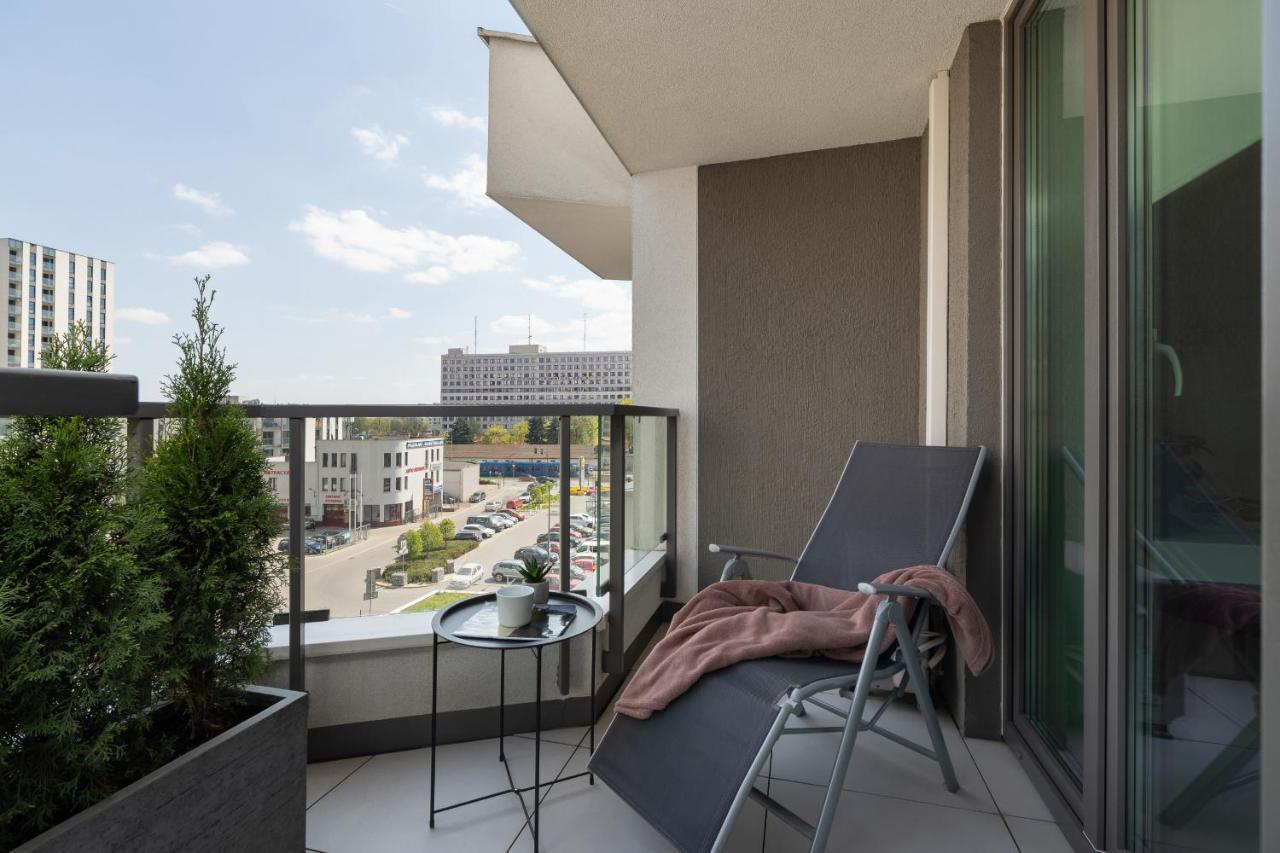 City Centre & Modern Quiet Apartment With Parking By Renters Prestige Krakow Exterior photo